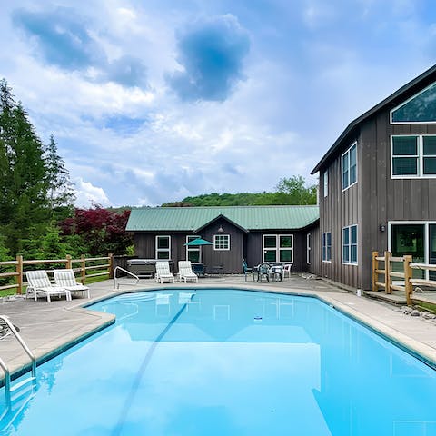 Enjoy refreshing swims in the seasonal swimming pool