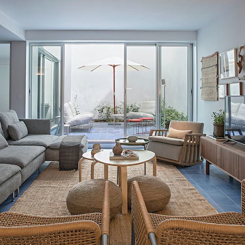 Spill out in style, there's room for you all