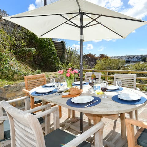 Tuck into delicious full Welsh breakfasts while enjoying the views around your alfresco dining set