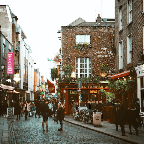 Visit Dublin's bustling Temple Bar neighbourhood, a twenty-five-minute stroll from your door