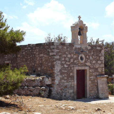 Explore historic Rethymno – it's only a ten-minute drive