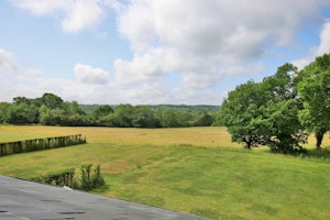 Kentish Charm image 4