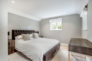 Kentish Charm image 2