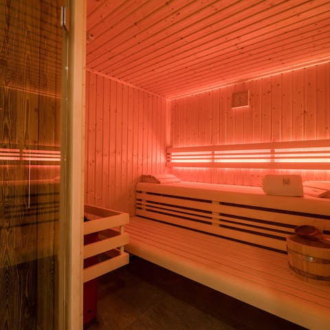 Make use of the resort's communal sauna and hammam