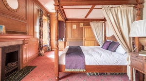 Hockwold Hall image 13