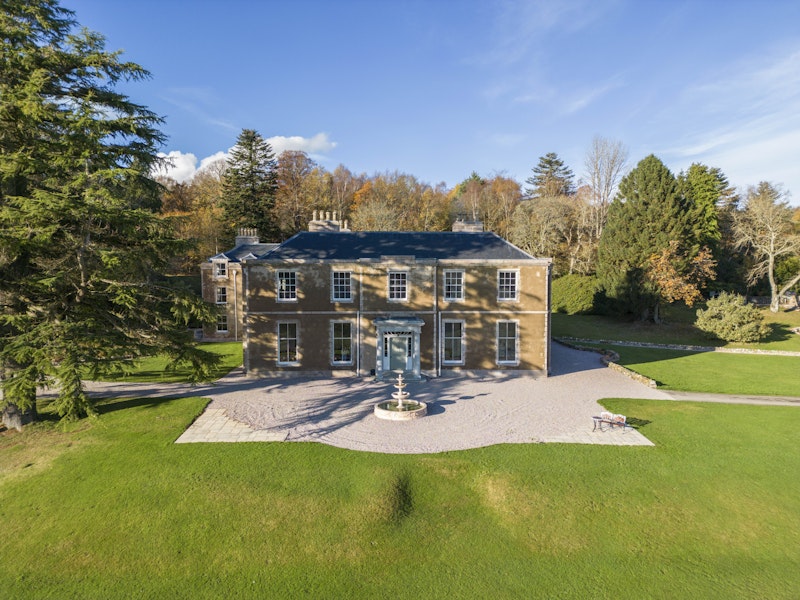 Donview Manor main image