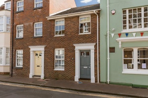 Poole Escape image 11