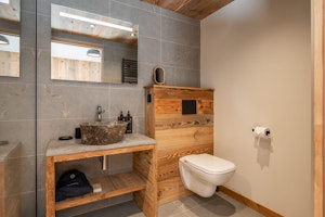 Timber & Air image 9