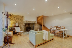 Moss Cottage image 7