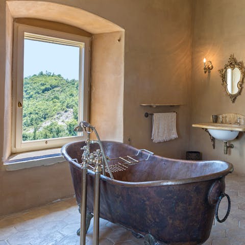 Relax after a busy day sightseeing with a soak in the clawfoot bathtub