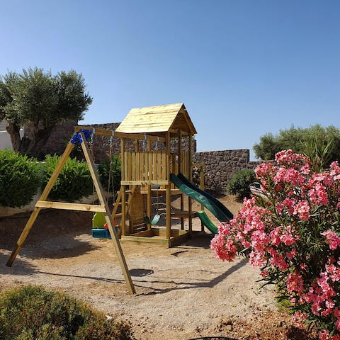 Keep little ones entertained in the play area