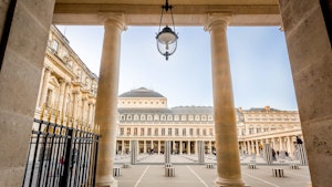 City of Louvre image 13