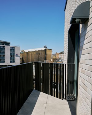 Leeke Luxe image 5