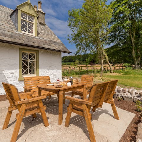 Enjoy a meal alfresco when the weather's on side