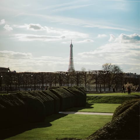 Stroll to nearby Champ-de-Mars and admire the Eiffel Tower