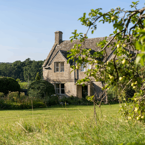 Stay in Great Rollright, a small village on the cusp of The Cotswolds