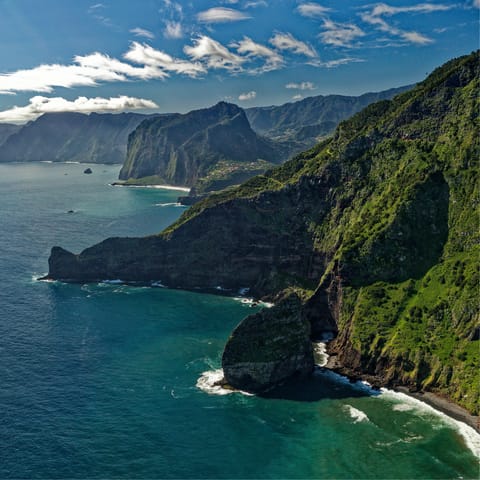 Immerse yourself in the stunning natural beauty of Madeira 