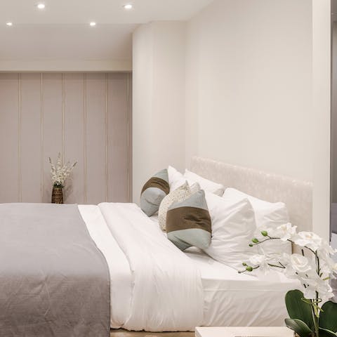 Get a good night's sleep in the comfortable bed and wake up feeling refreshed  