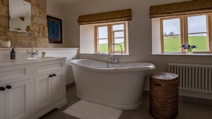 Country House Retreat image 5