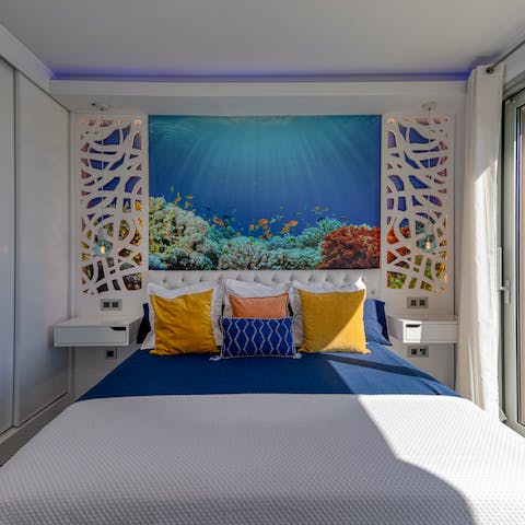Get a good night's sleep in the aquarium-themed bedroom and wake up to the sun shining