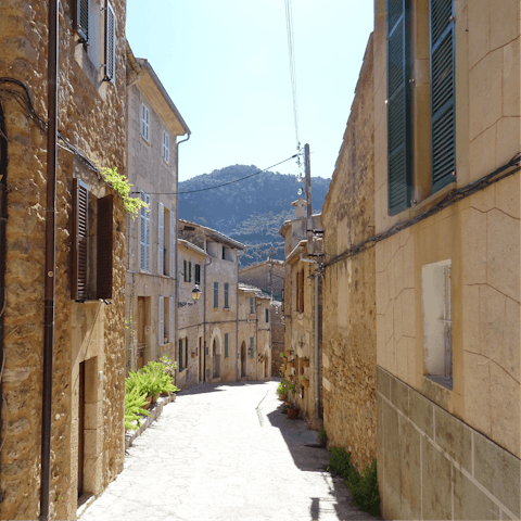 Explore the mountains, towns and villages of of rural Mallorca –your home is in  the village of Caimari 