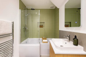 Central Dwelling image 9