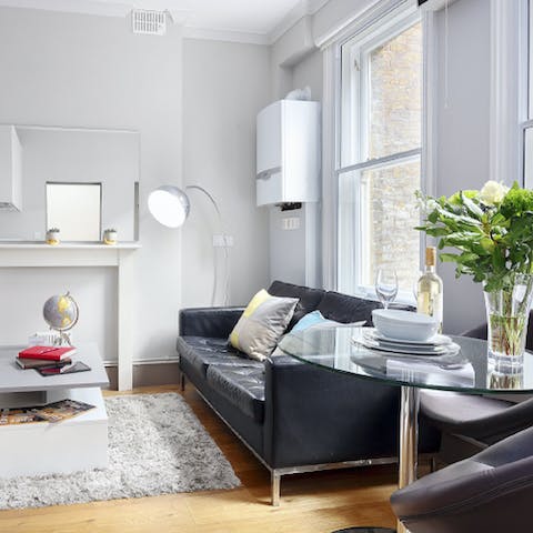 Relax in the elegant living space after a day of London sightseeing