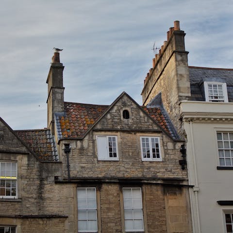 Explore Bath from a central location, nestled in Bath Stone townhouses