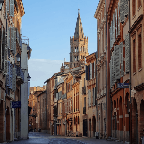 Wander the streets of Toulouse, a fifty minute drive