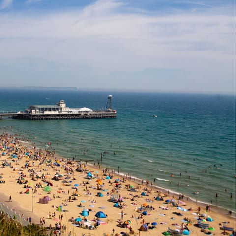 Stroll to Boscombe Beach and spend the day basking in the sun