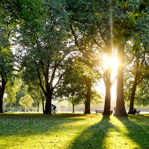 Begin your day with a refreshing stroll through nearby Hyde Park