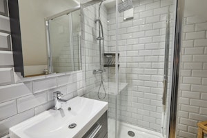 Whitby Coastal Haven image 10