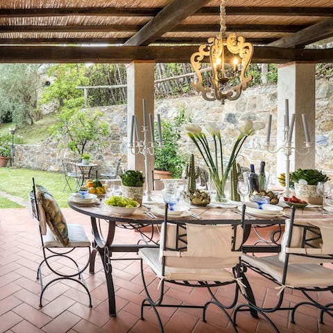 Cook up Tuscan classics and set the table ready for dinner alfresco