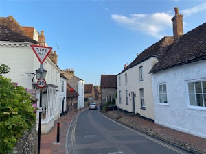 South Downs Hideaway image 15