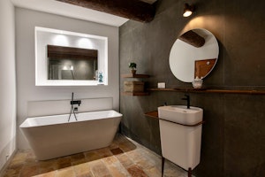 Stone & Quiet image 12