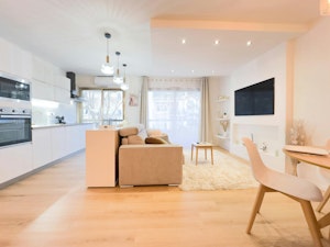 Croisette Chic image 8