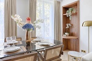 Elegance in Montparnasse image 8