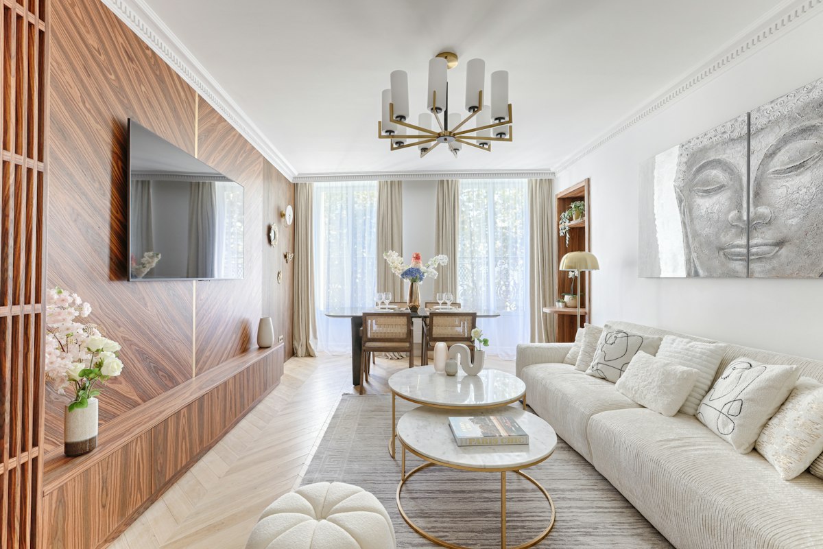 Elegance in Montparnasse, Ile-de-France