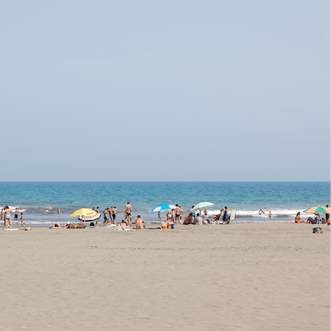 Relax on Playa del Inglés Beach, 950 metres away