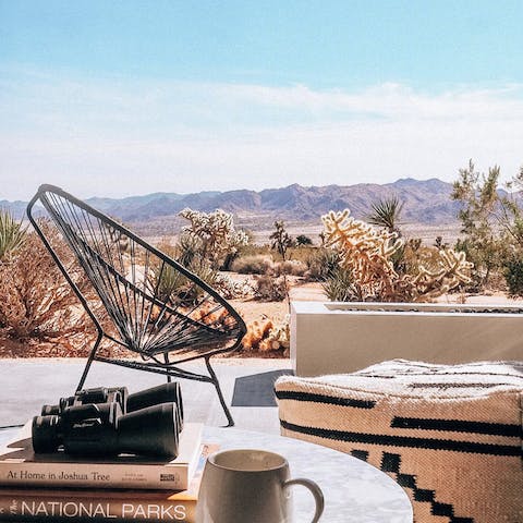 Stare out at the extraordinary views of Yucca Valley