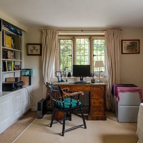 Work, read or relax in the quaint study room