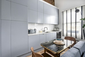 Queen's Park Terrace image 14