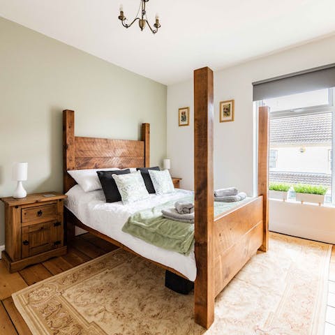 Wake up in the comfortable bedrooms feeling rested and ready for another day of seaside fun