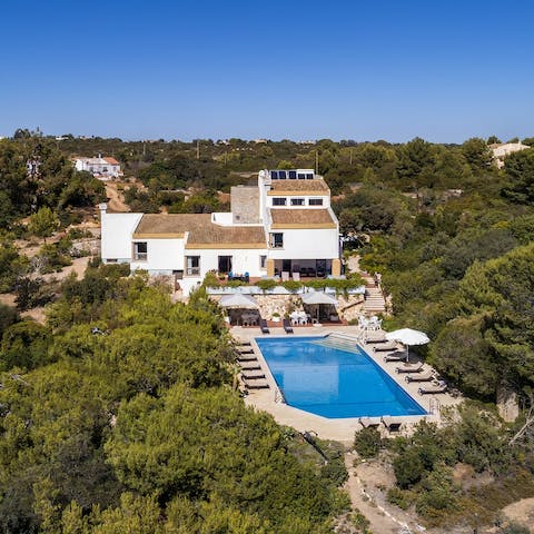 Enjoy a large estate giving you so many reasons to stay out in the sunshine