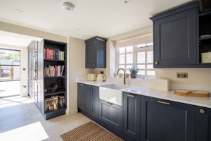 Cotswolds Country Cottage image 10