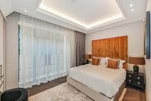 Mayfair Moments image 8