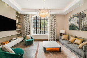 Mayfair Moments image 1