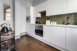 Chelsea Reverie image 7