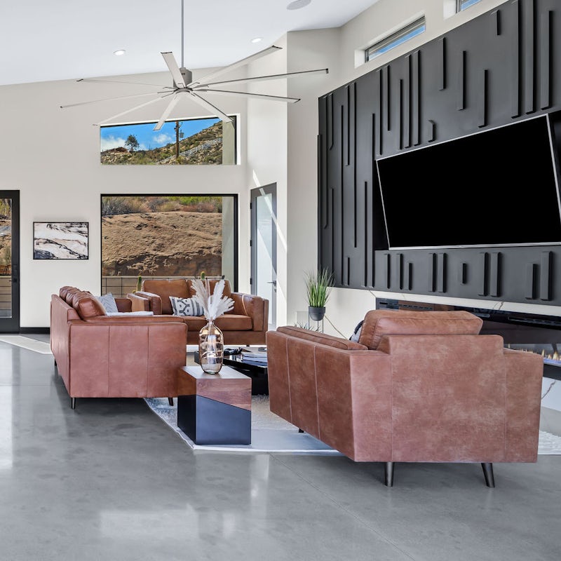 Enjoy cosy movie evenings with your loved ones in this stylish and comfy living area