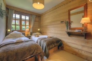 Chalet Chic image 14